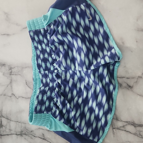 Nike lot of small shorts - Picture 2 of 6